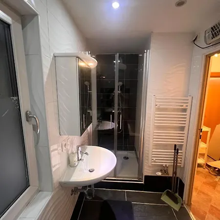2 Apartment
